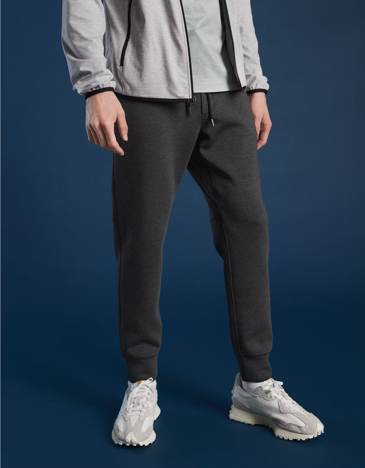 AE 24/7 Jogger - XS