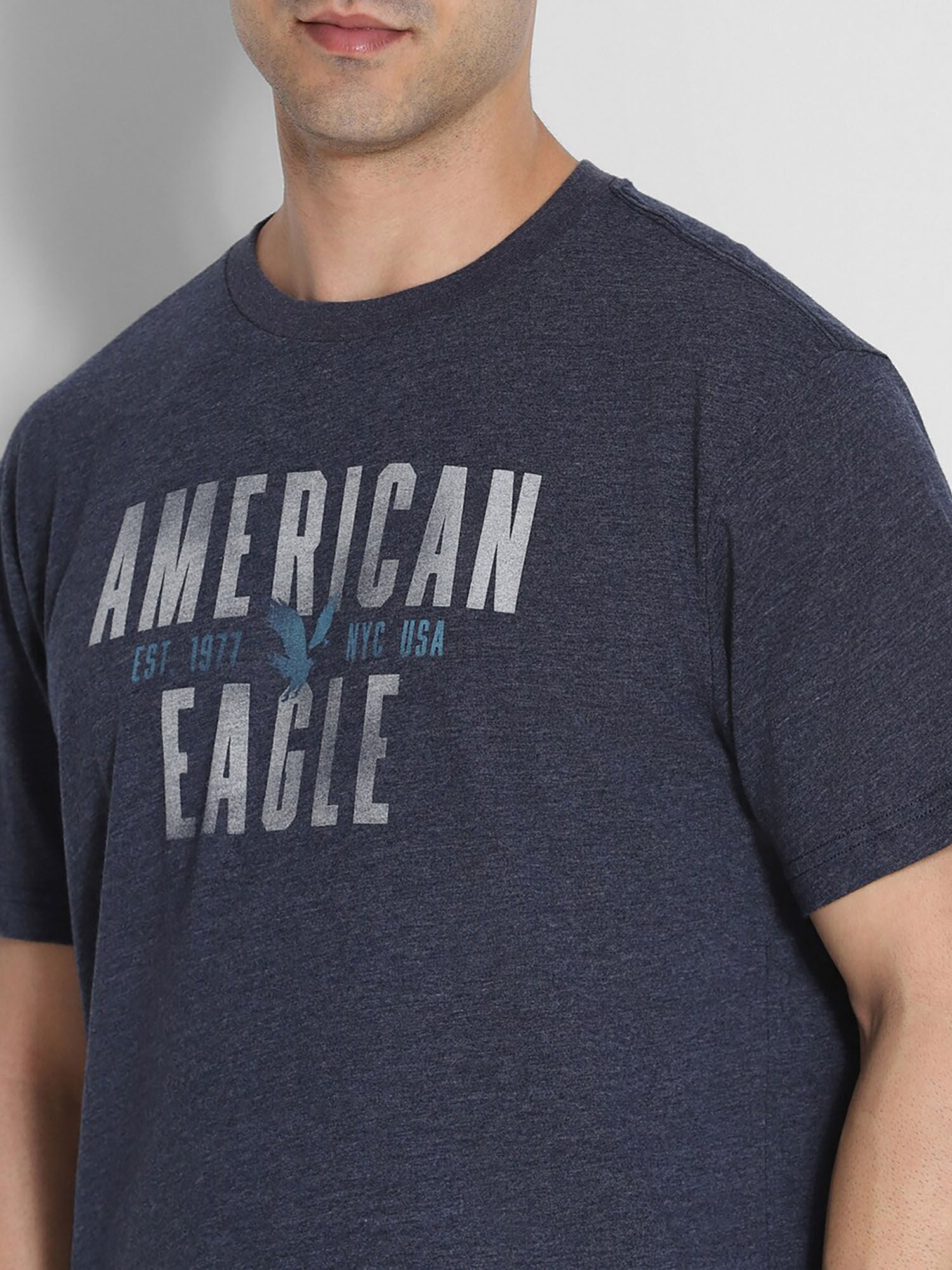 American Eagle Navy Graphic T-Shirt – Men's