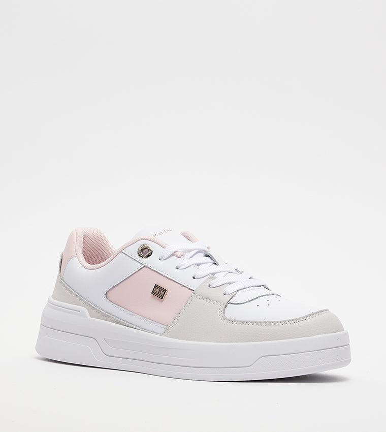 Tommy Hilfiger Essential Flag Plaque Basketball Trainers Whitepink