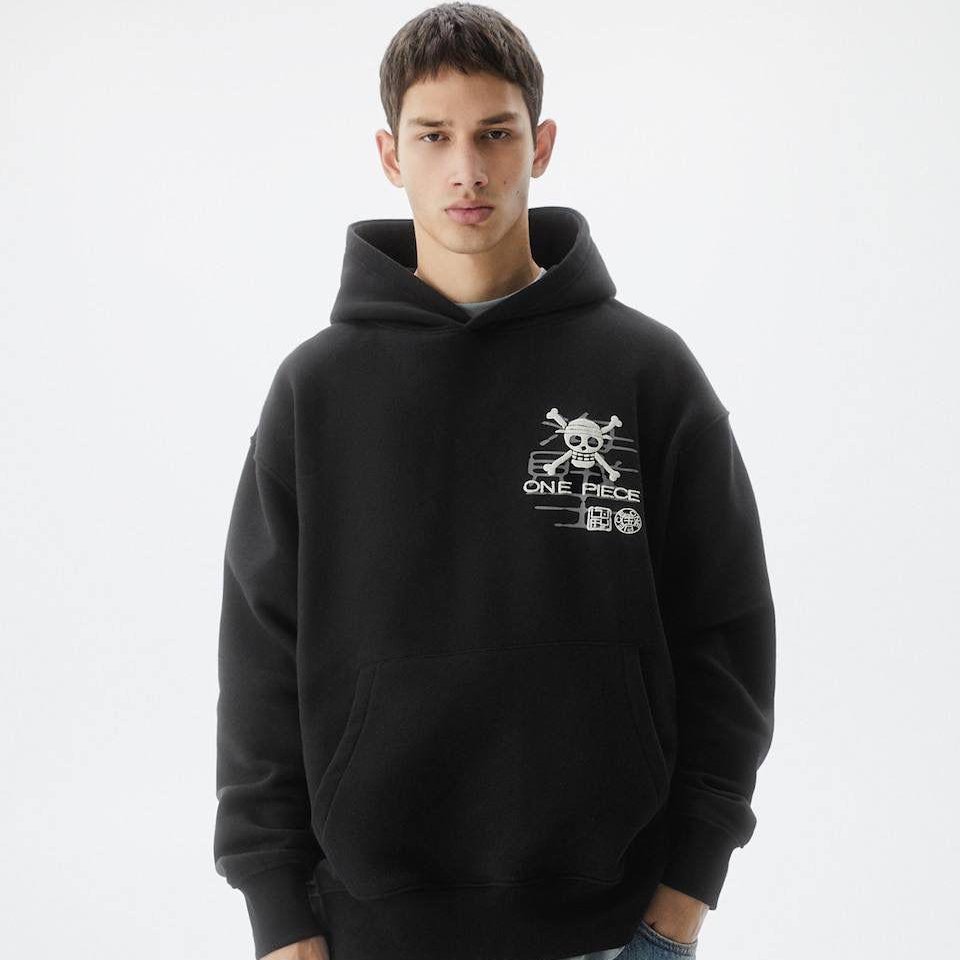 PULL&BEAR Hoodie ONE PIECE